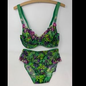 LISE CHARMEL Imagine Une Ile Bra and Panties Set NWOT